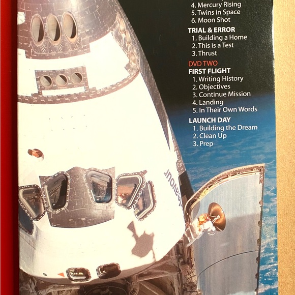 History of the Space Shuttle Collector's Edition - Picture 3 of 12